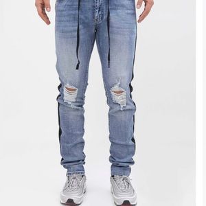 ETERNITY BC/AD(Gold Stone Taped Black Denim Jeans)
E4133347-LTW
UPC 111100392541